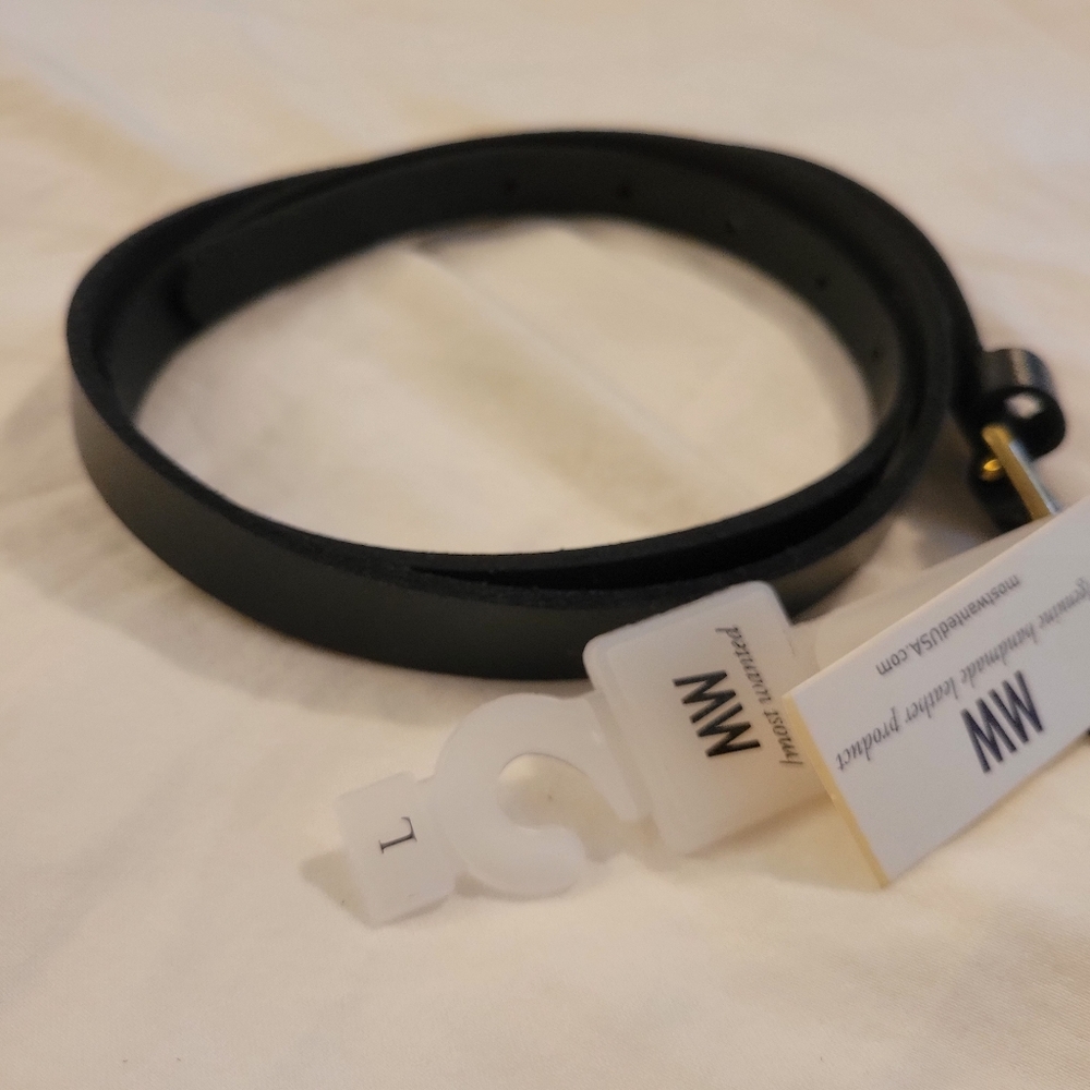 Black leather belt large